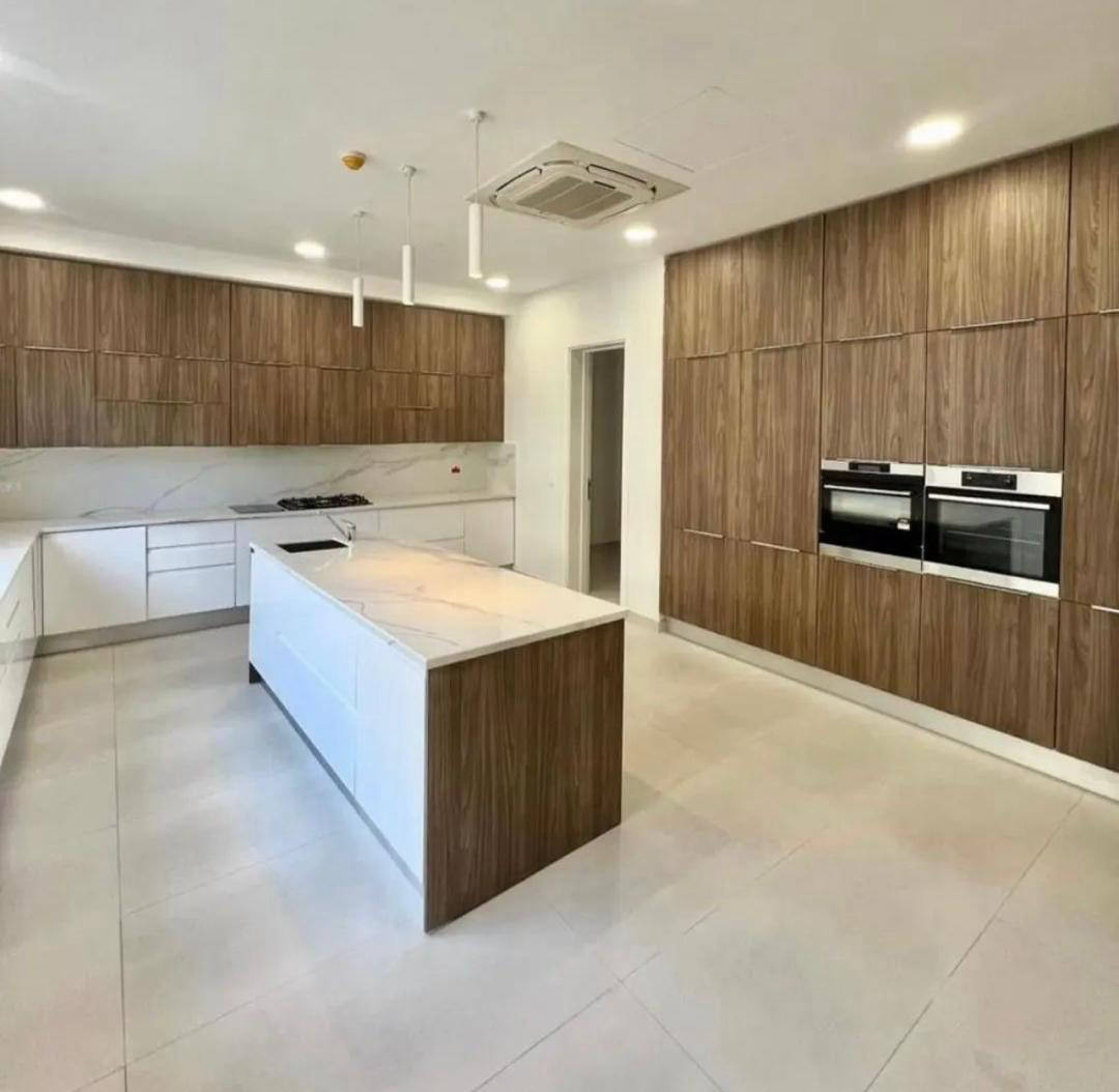 Квартира, 861 м², 1 200 000$ — FAKTOR